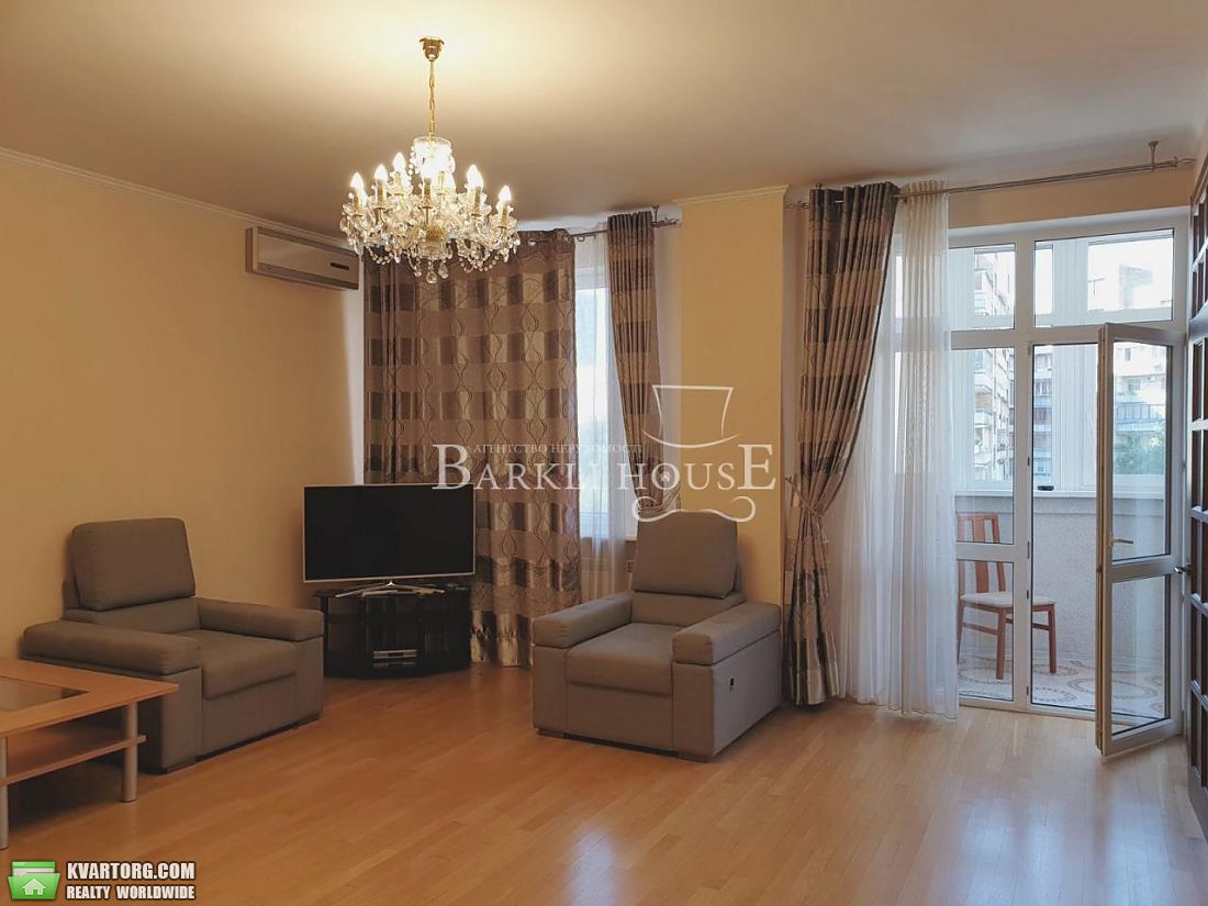 Rent out 3-room apartment. Киев,  Черновола — photo 10