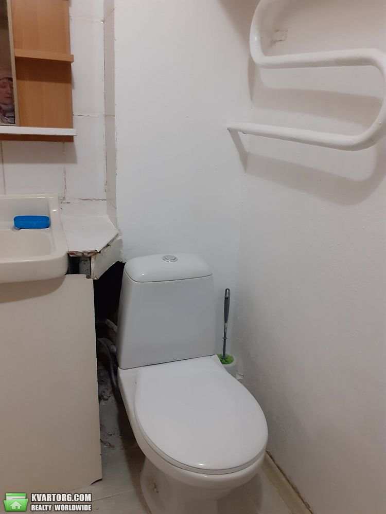 Rent out 1-room apartment. Киев,  Миропольская — photo 10