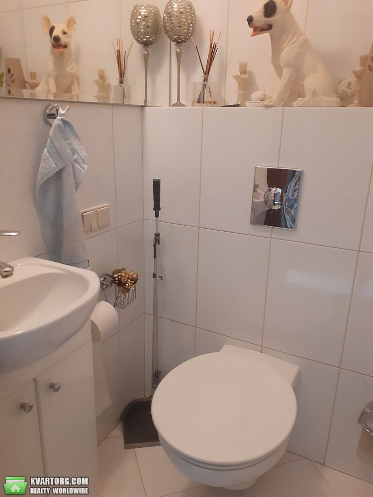 Sell 4-room apartment. Киев,  Большая Житомирская — photo 10