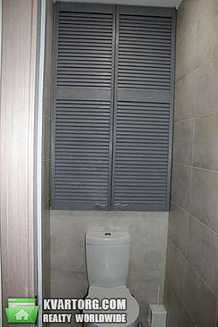 Rent out 2-room apartment. Киев,  Комбинатная — photo 9