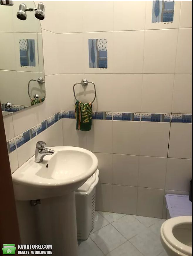 Rent out 3-room apartment. Киев,  Ереванская — photo 10