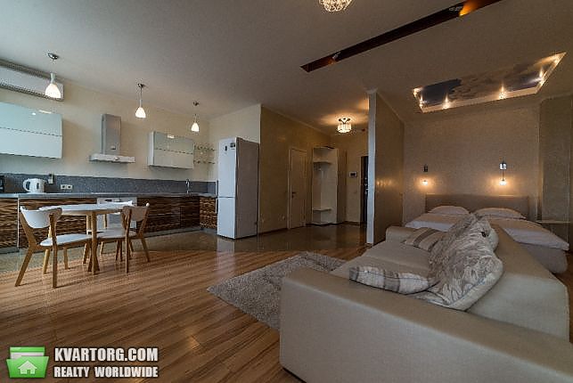 Rent out 1-room apartment. Киев,  Драгомирова — photo 2