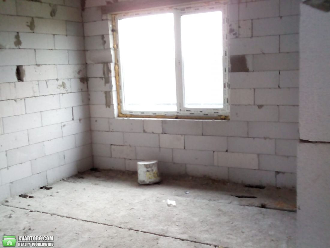 Sell house. Киев,  Салютная — photo 3