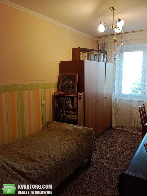 Sell 2-room apartment. Киев,  Богатырская — photo 3