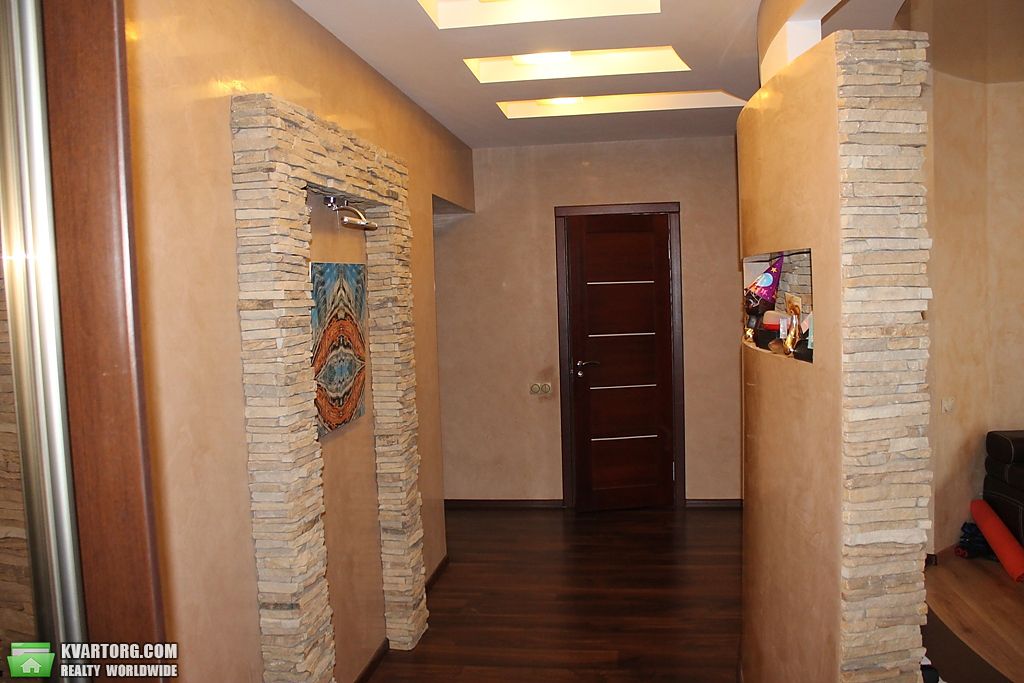 Sell 4-room apartment. Днепропетровск, маршала Судца — photo 3