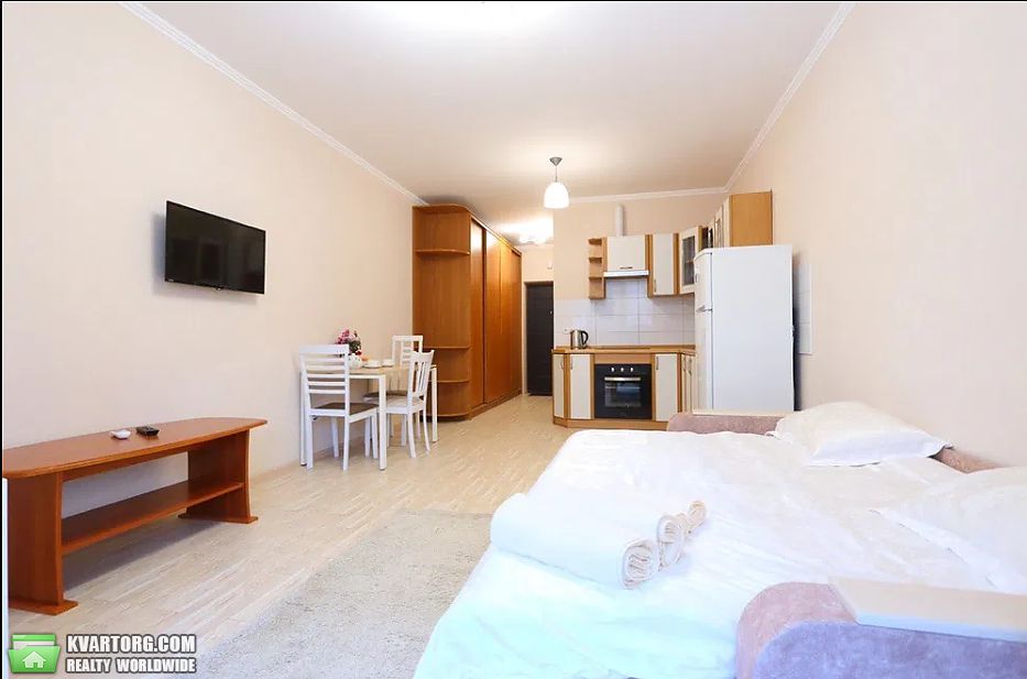 Rent out 1-room apartment. Киев,  Львовская — photo 7
