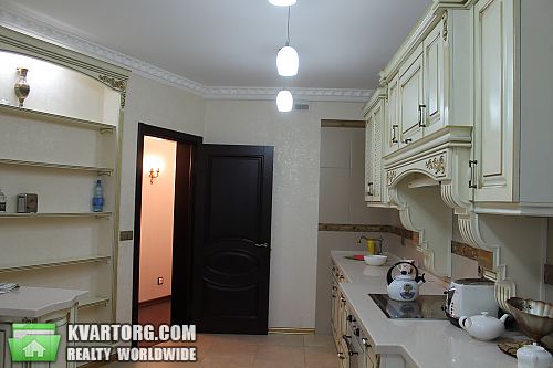 Rent out 2-room apartment. Киев, Срибнокильская — photo 3