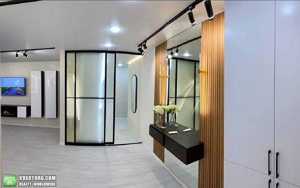Sell 3-room apartment. Киев, Максимовича — photo 1