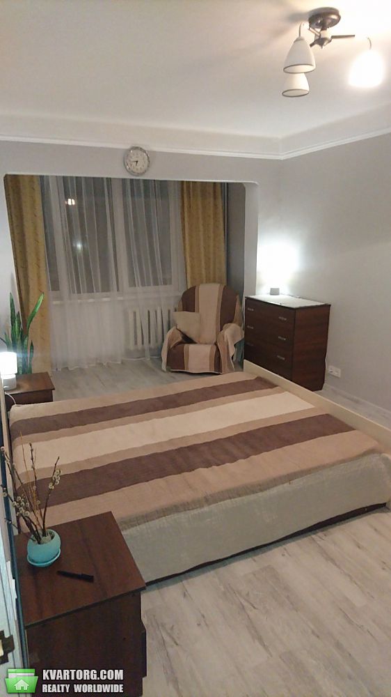 Rent out 1-room apartment. Киев, Волгоградская — photo 4