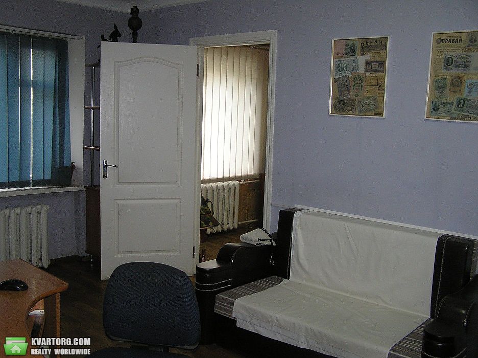 Sell 3-room apartment. Киев,  Харьковское шоссе — photo 2