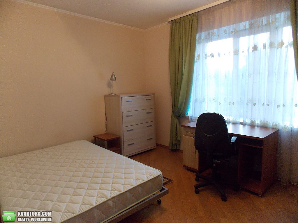 Rent out 3-room apartment. Киев, Генерала Алмазова — photo 2