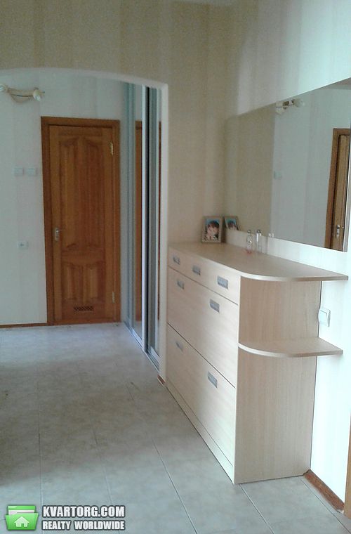 Sell 2-room apartment. Киев,  Высоцкого бул — photo 3
