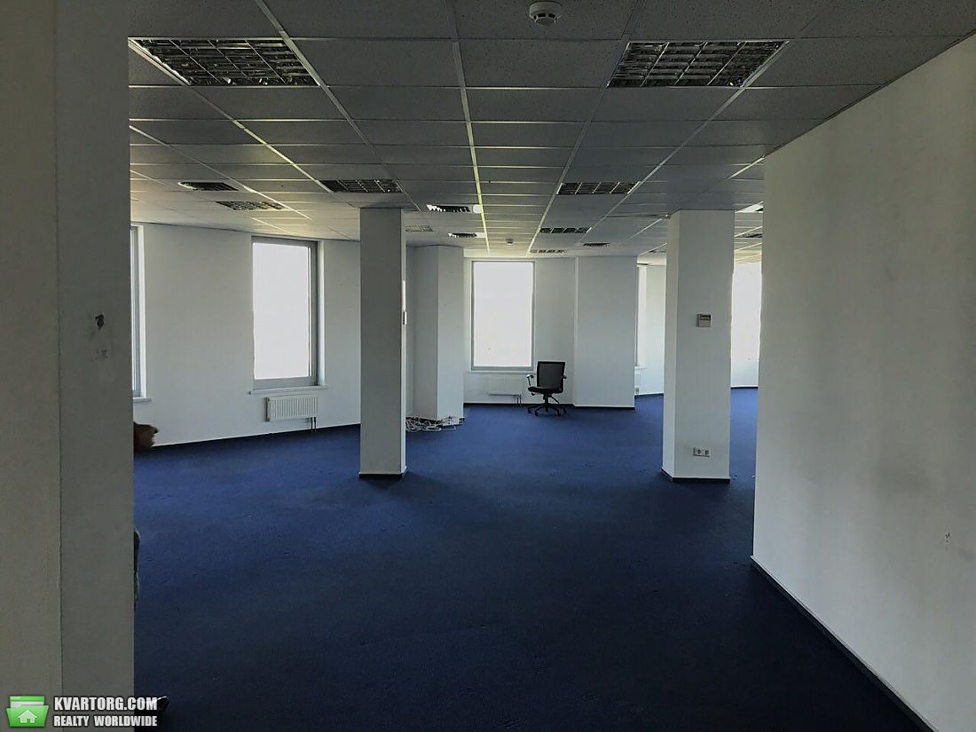 Rent out office. Киев,  Дегтяревская — photo 2