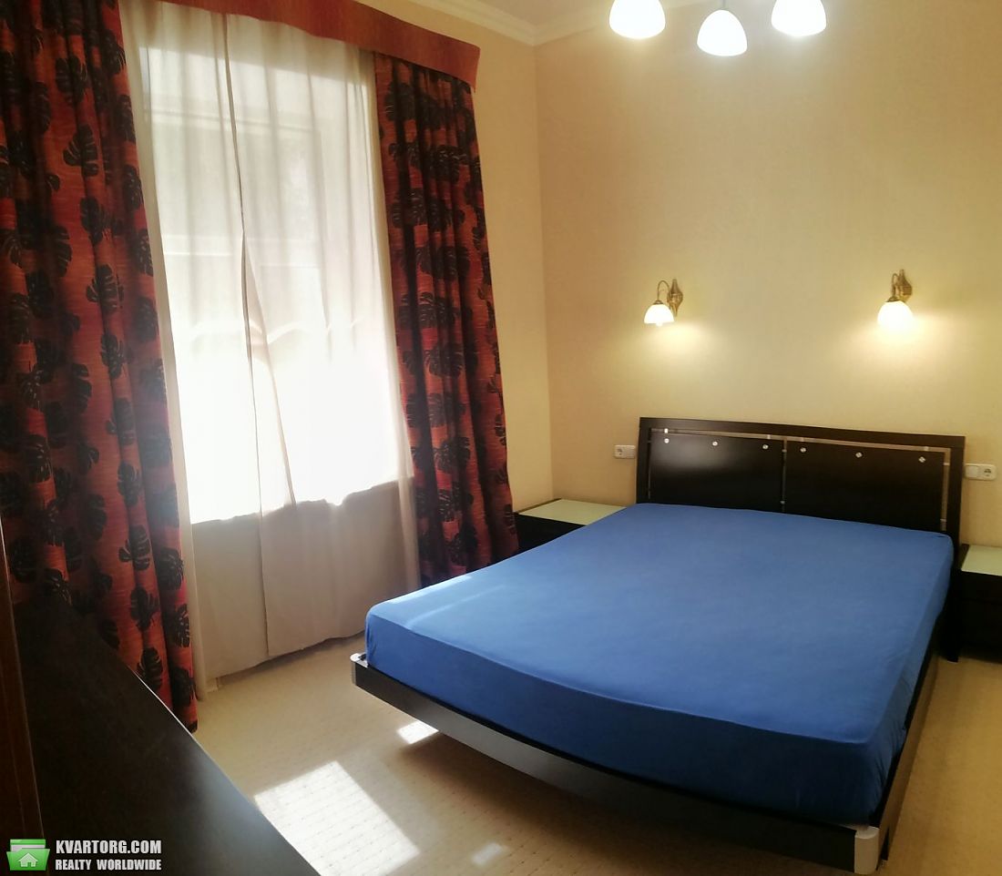 Rent out 3-room apartment. Киев, Георгиевский переулок — photo 2