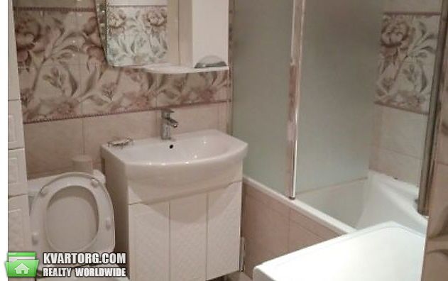 Rent out 2-room apartment. Киев,  Вильямса — photo 4