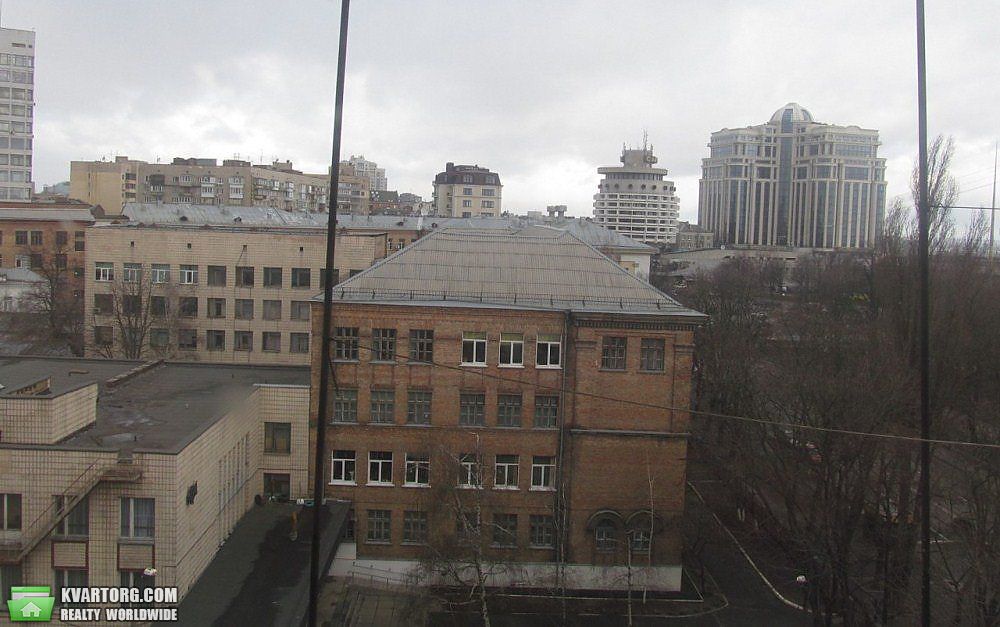 Sell 3-room apartment. Киев, Ларская — photo 1