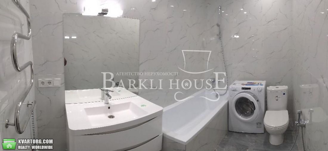Rent out Townhouse. Киев,  Макаренко — photo 9