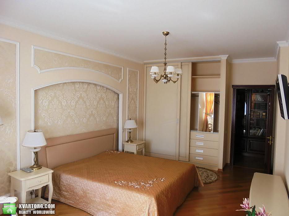 Rent out 3-room apartment. Киев,  Коперника — photo 3