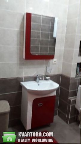 Rent out 2-room apartment. Киев,  Саперное поле — photo 4