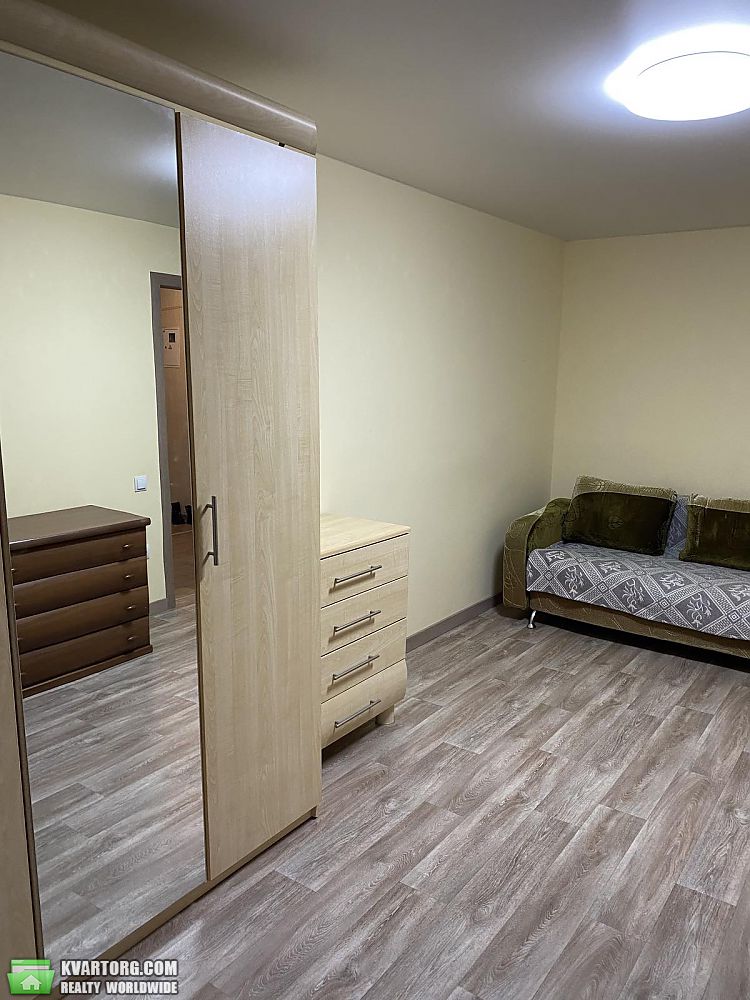 Rent out 1-room apartment. Днепропетровск, Вакуленчука — photo 1