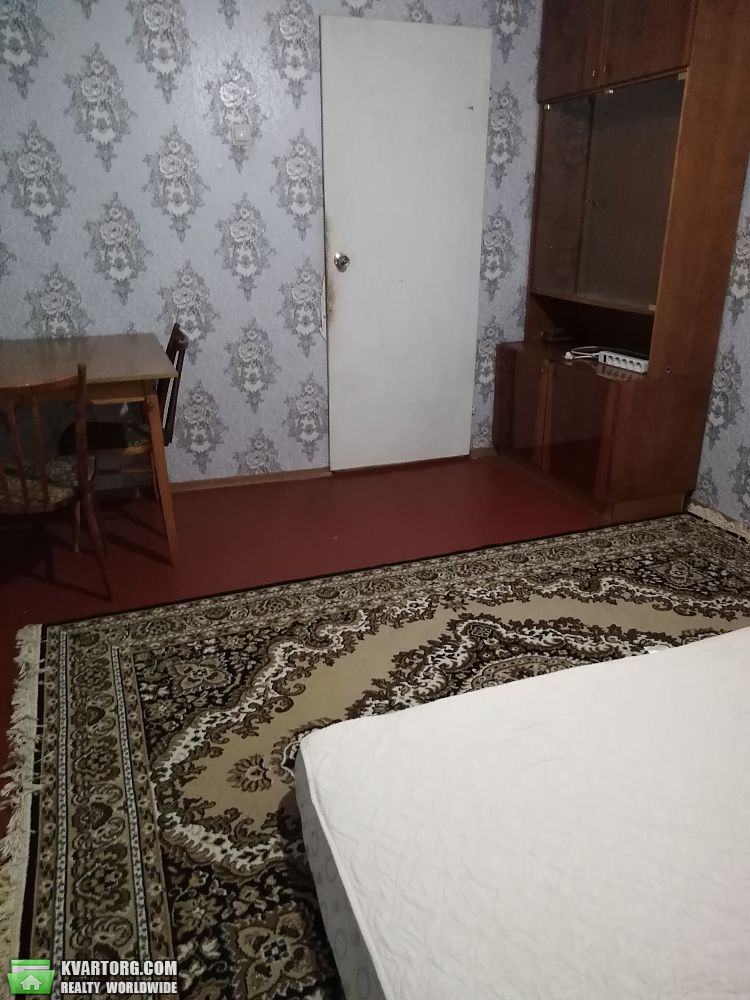 Rent out 2-room apartment. Киев, РАДУНСКАЯ — photo 4