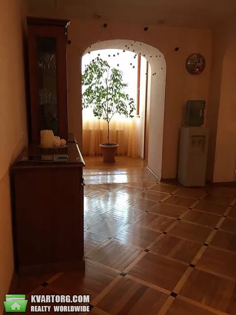Sell 5-room apartment. Киев,  Драгоманова — photo 6
