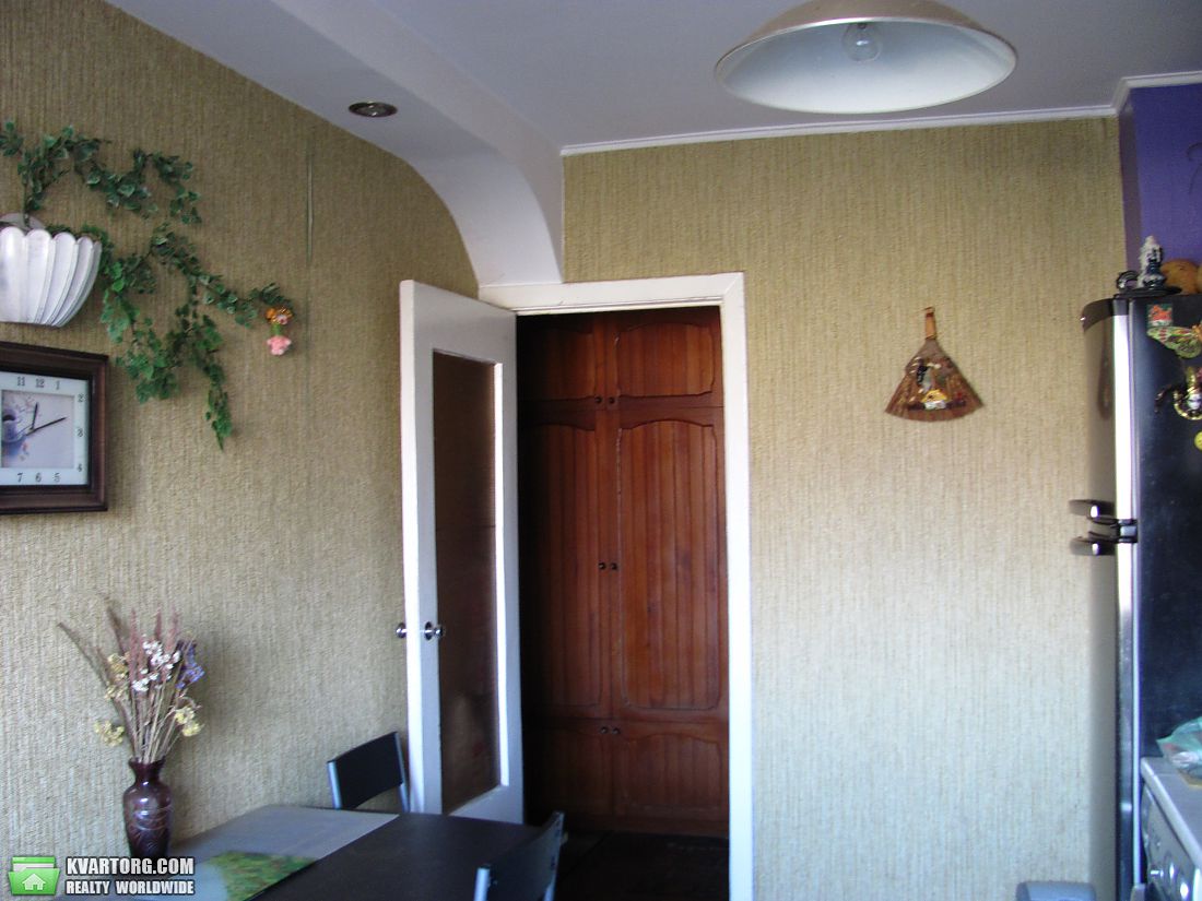 Sell 4-room apartment. Киев, генерала Витрука — photo 2