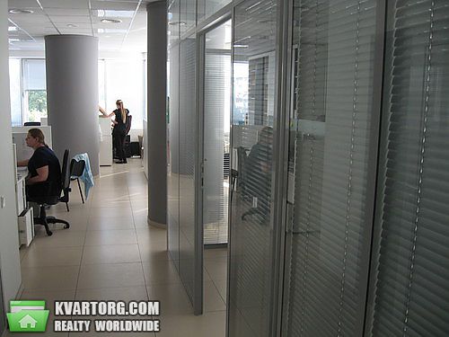 Rent out office. Киев, Кловский спуск — photo 2