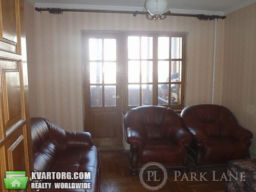 Sell 4-room apartment. Киев,  Срибнокильская — photo 4