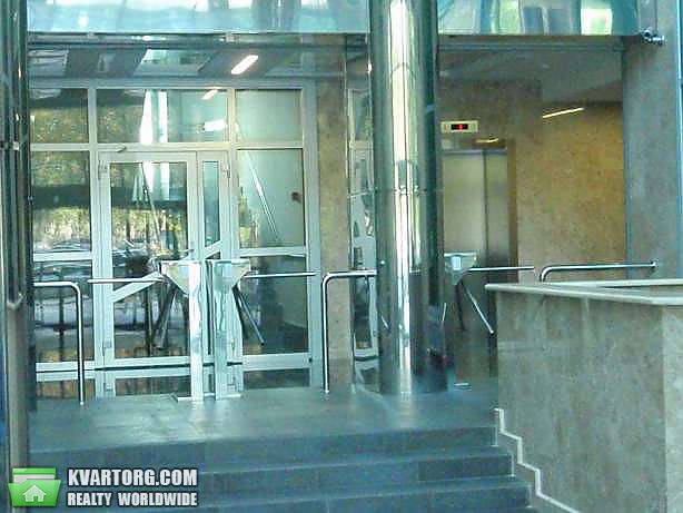 Rent out office. Киев,  Дегтяревская — photo 1