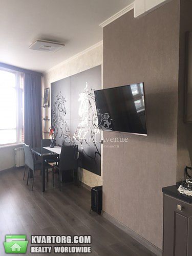 Sell 1-room apartment. Киев, Жилянская — photo 1