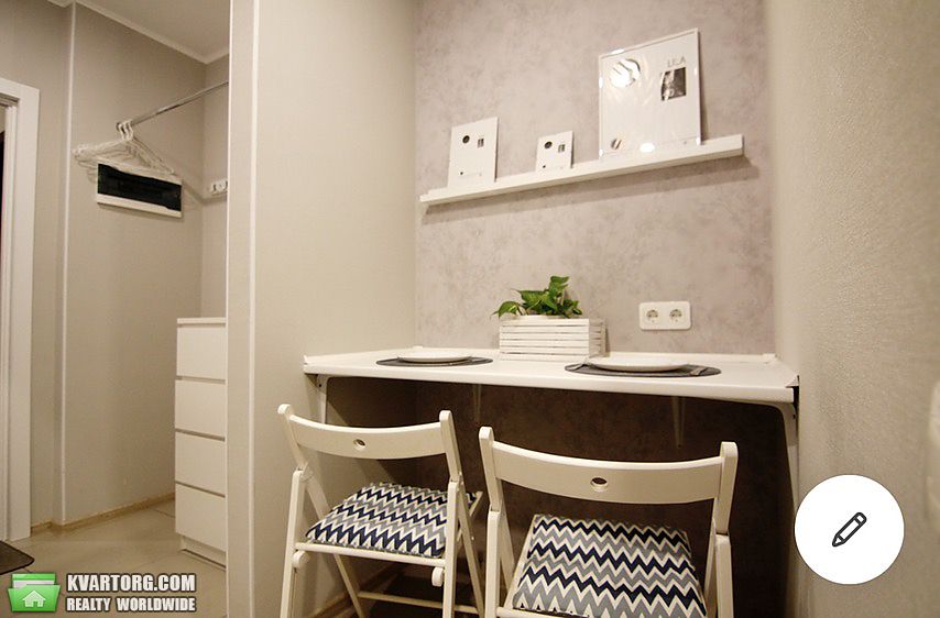 Sell 4-room apartment. Киев, Регенераторная — photo 4