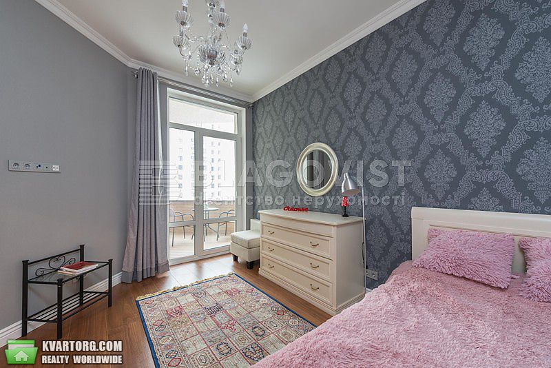 Sell 3-room apartment. Киев,  Щорса — photo 2