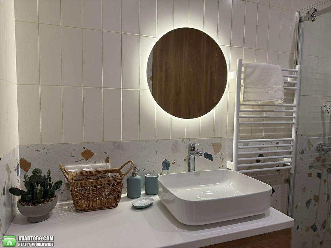 Rent out 2-room apartment. Киев, Некрасова — photo 8