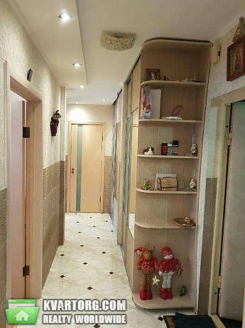 Rent out 2-room apartment. Киев,  Декабристов — photo 2