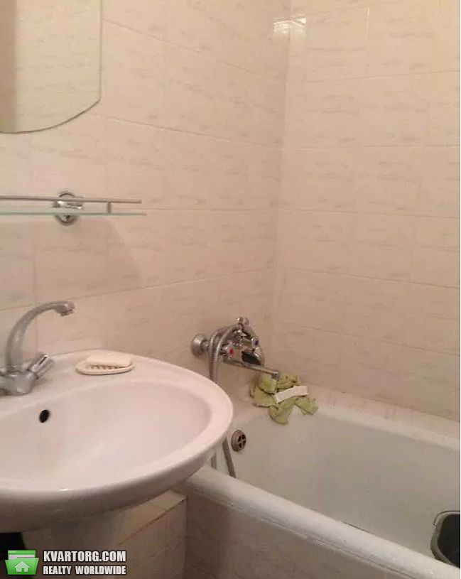 Rent out 2-room apartment. Киев, Срибнокильская — photo 7
