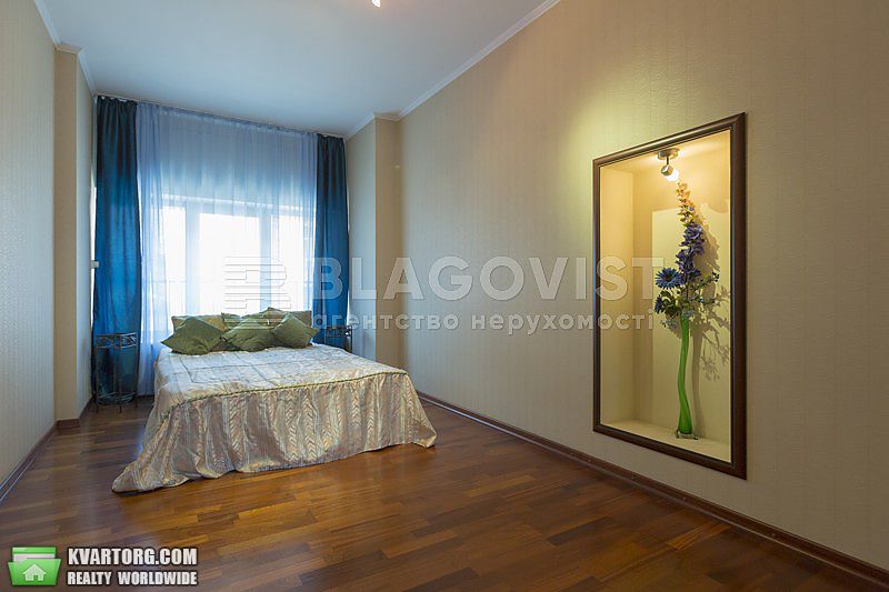 Sell 4-room apartment. Киев,  Хоривая — photo 1
