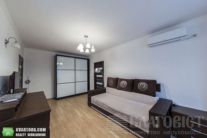 Sell 2-room apartment. Киев,  Первомайского — photo 5