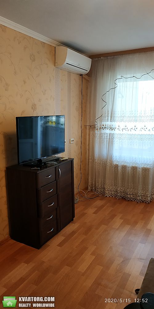 Rent out 1-room apartment. Киев,  Драгоманова — photo 3
