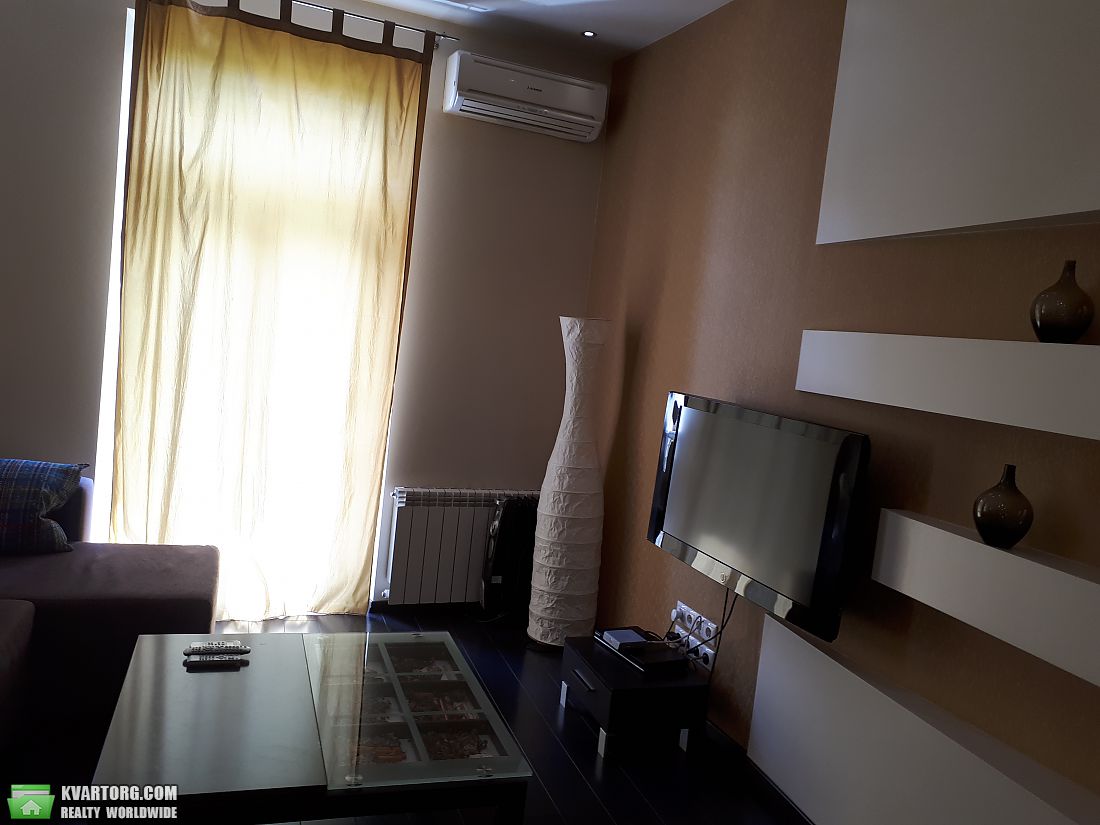 Sell 2-room apartment. Киев, Крещатик — photo 4