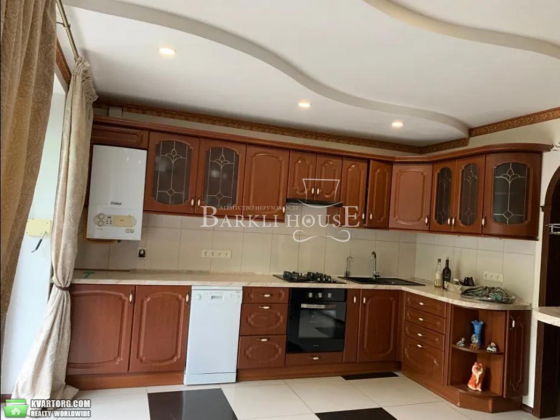 Rent out Townhouse. Киев,  Чернобыльская — photo 1