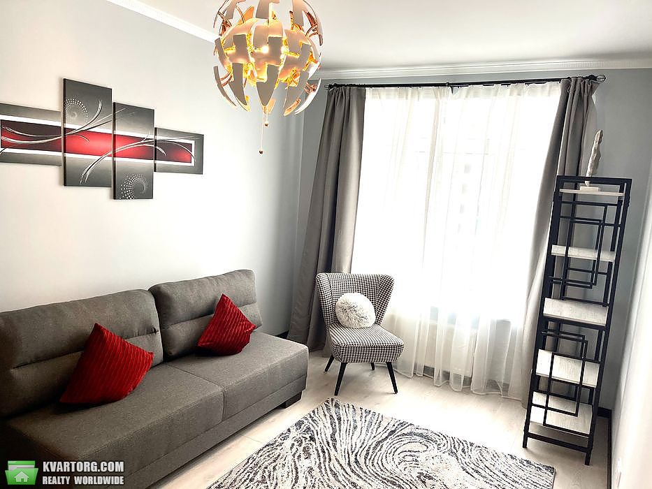 Rent out 2-room apartment. Киев, Сверстюка — photo 6