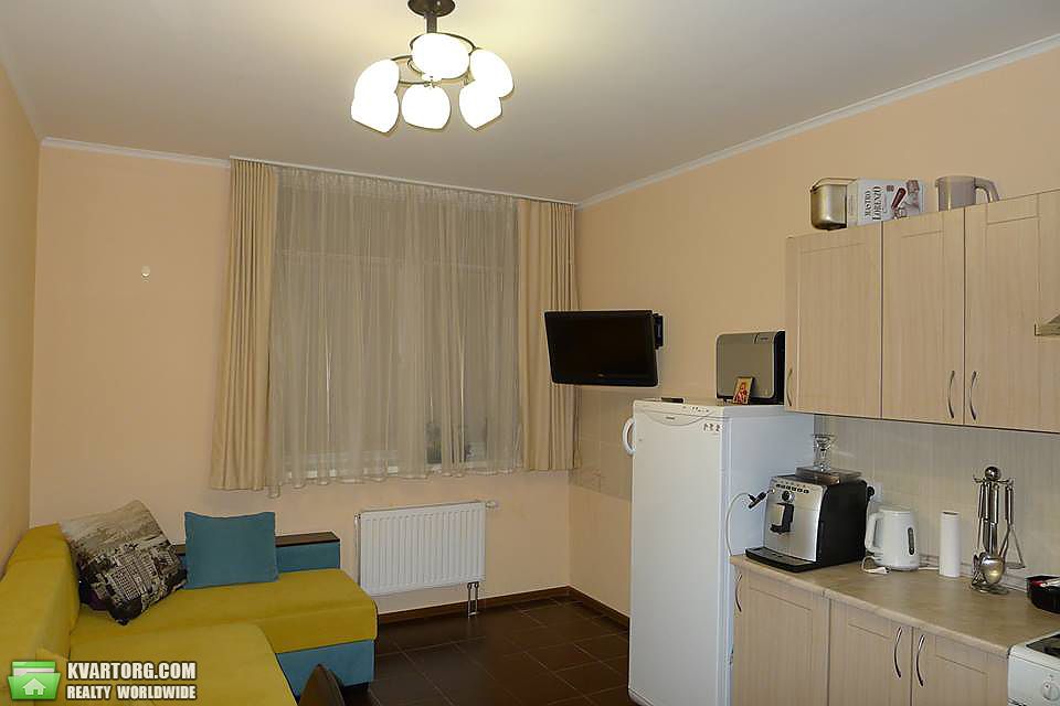 Sell 2-room apartment. Киев,  Воскресенская — photo 2