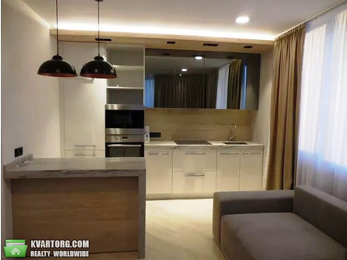 Rent out 3-room apartment. Киев,  Антоновича — photo 1