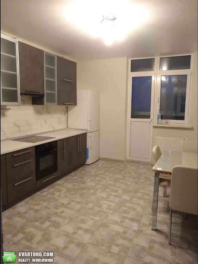 Rent out 2-room apartment. Киев,  Воскресенская — photo 4
