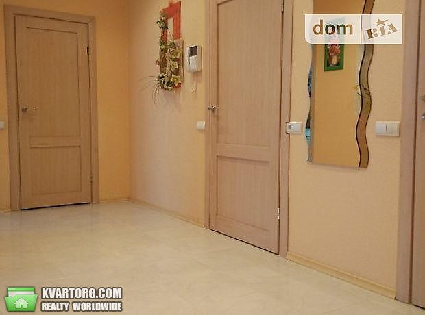 Rent out 2-room apartment. Киев,  Ахматовой — photo 2