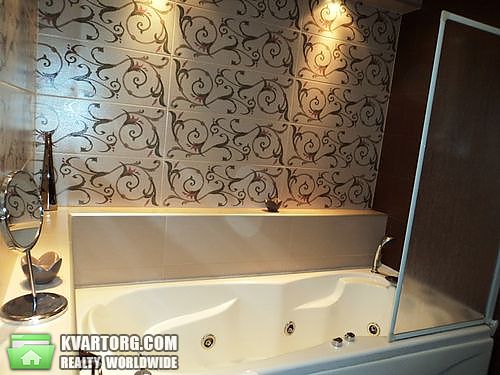 Rent out 3-room apartment. Киев,  Дмитриевская — photo 7