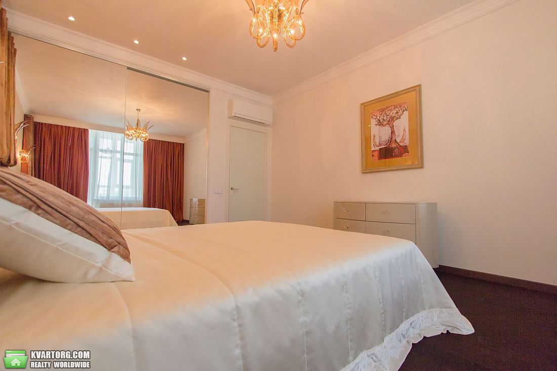 Sell 3-room apartment. Киев,  Драгомирова — photo 7