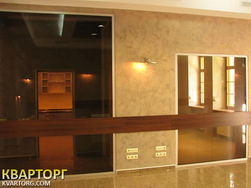 Rent out office. Киев,  Десятинная — photo 1