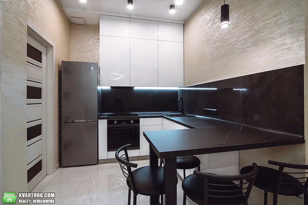 Rent out 2-room apartment. Одесса, Французский бульвар — photo 8